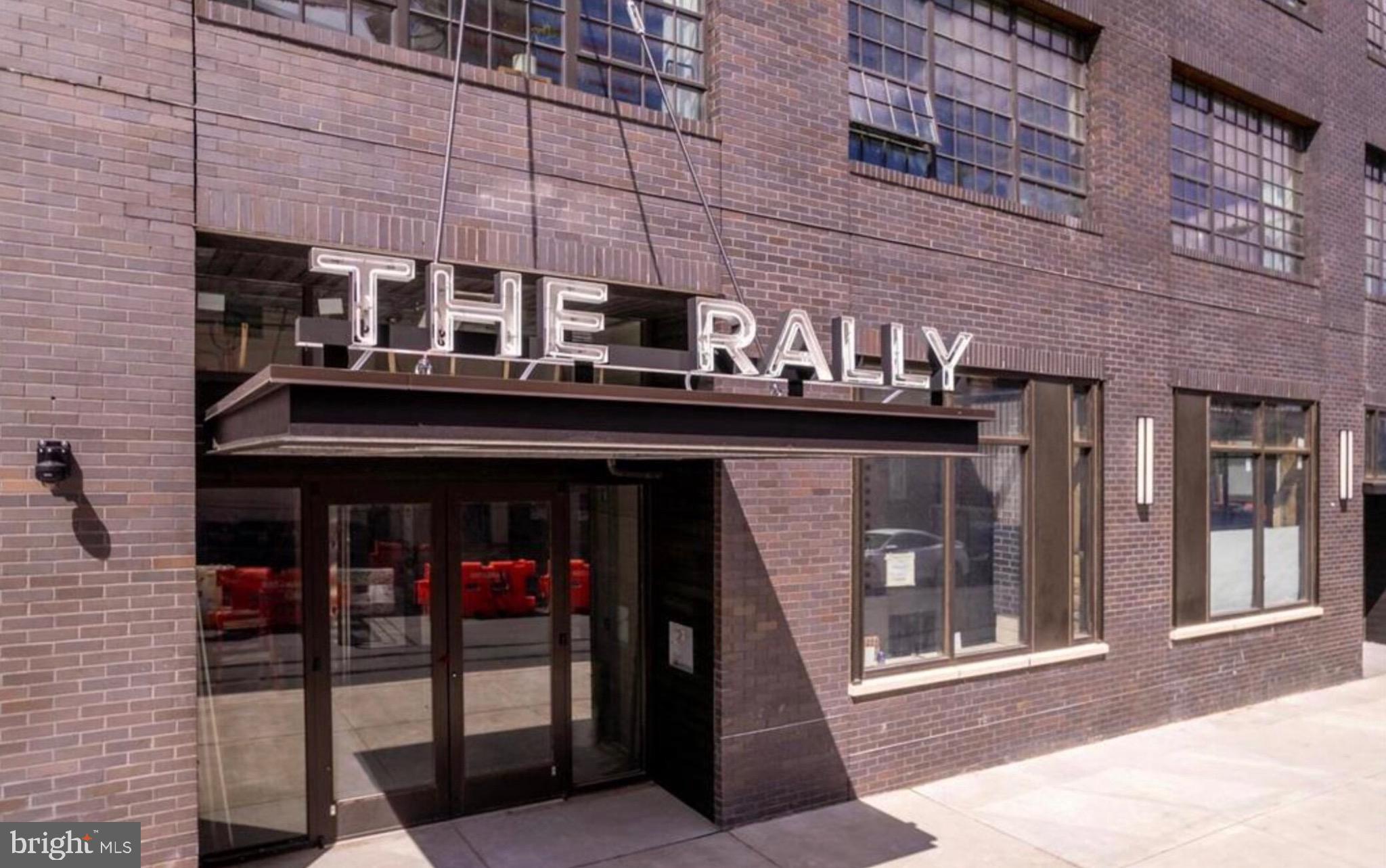 1701-17 N 2ND ST #211