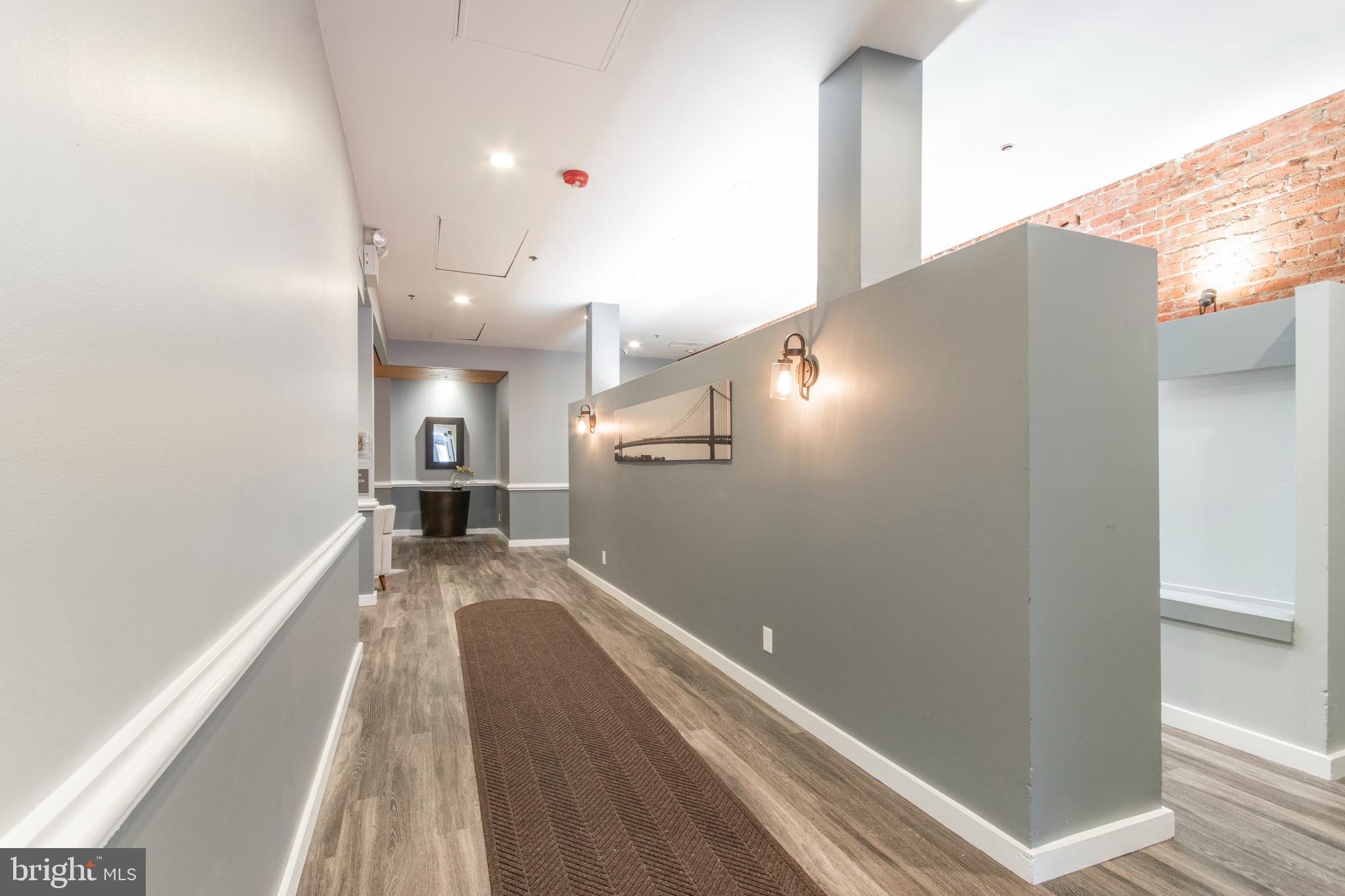 301 RACE ST #UNIT 401