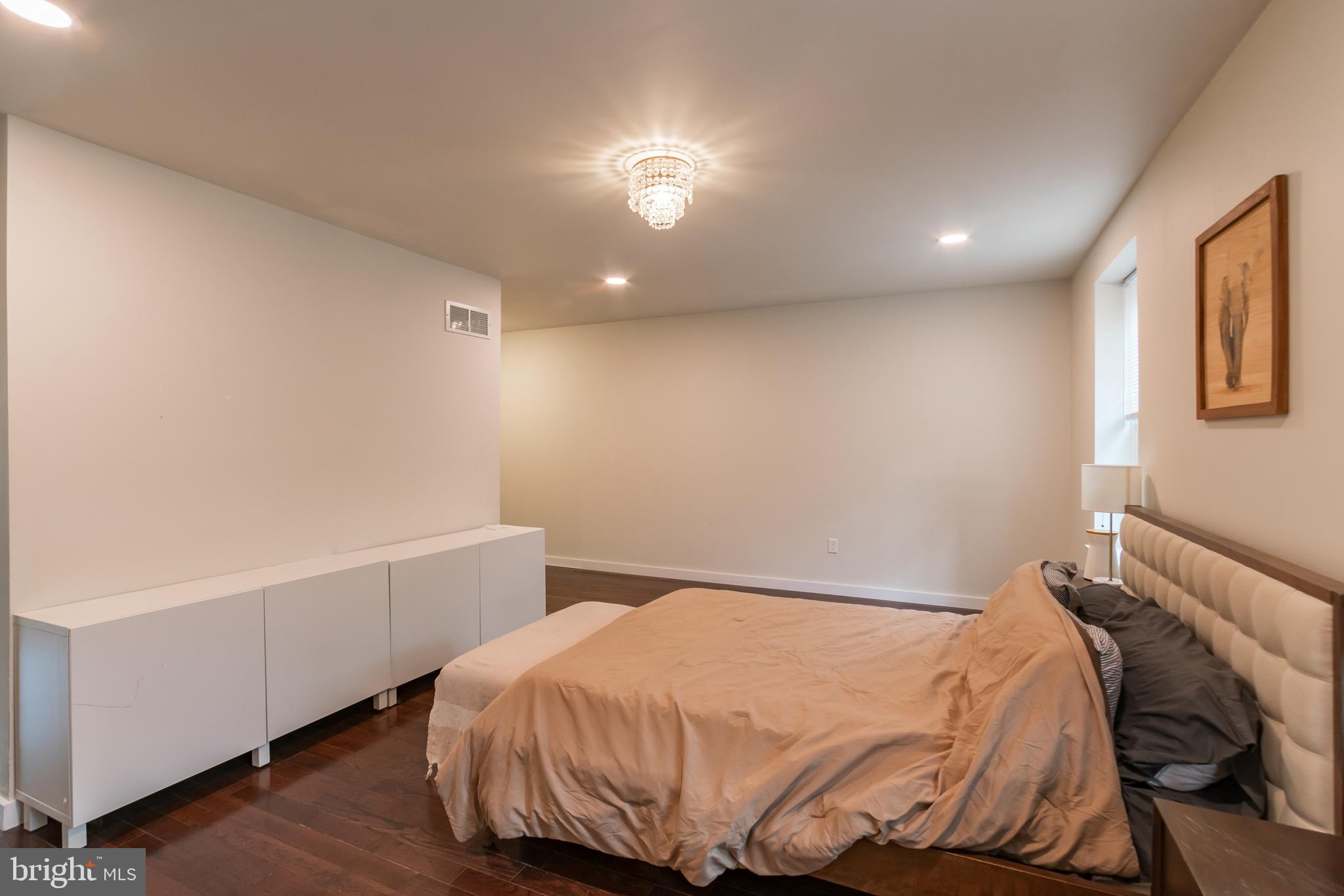 2035 GREEN ST #UNIT B