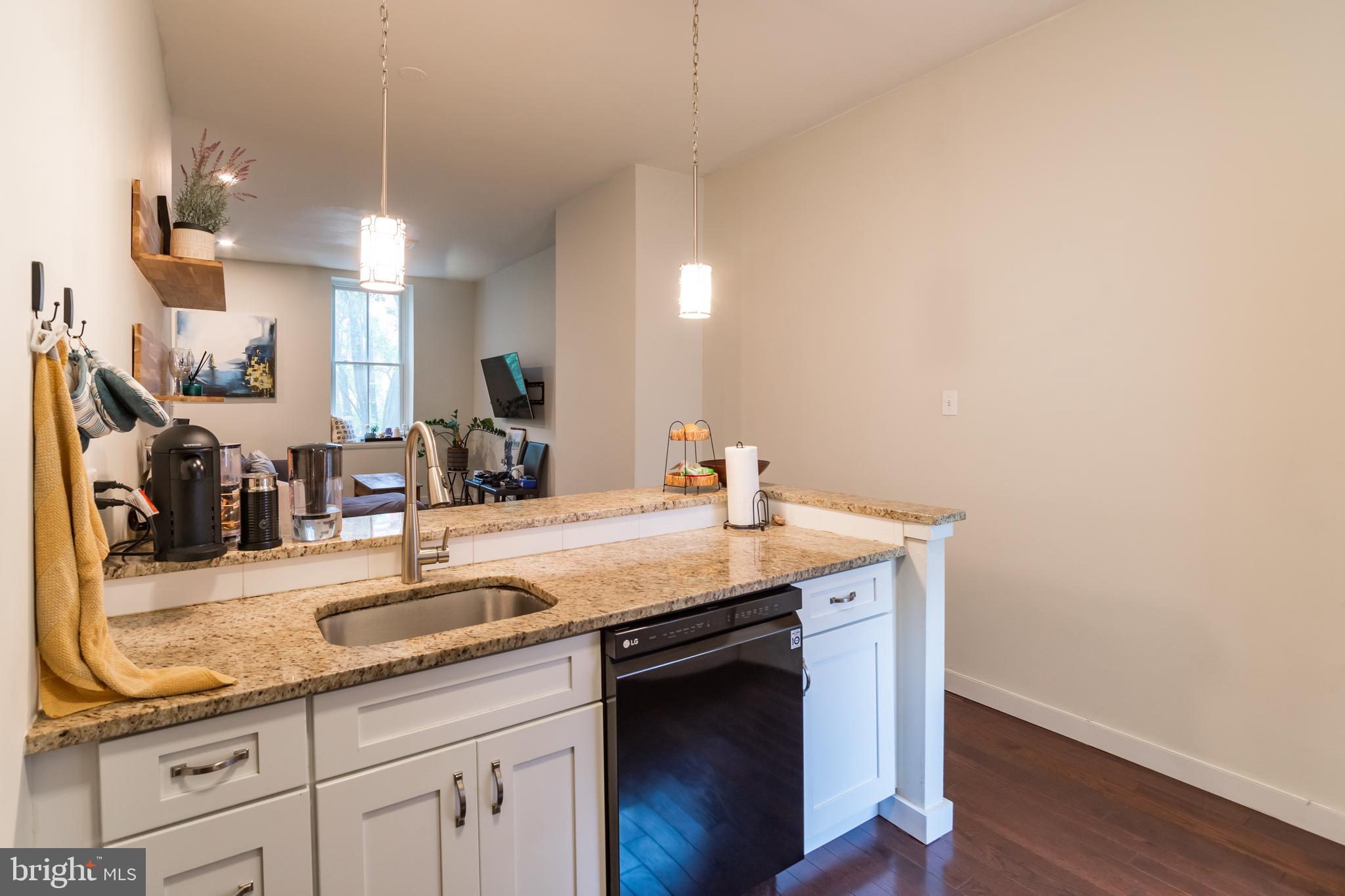 2035 GREEN ST #UNIT B