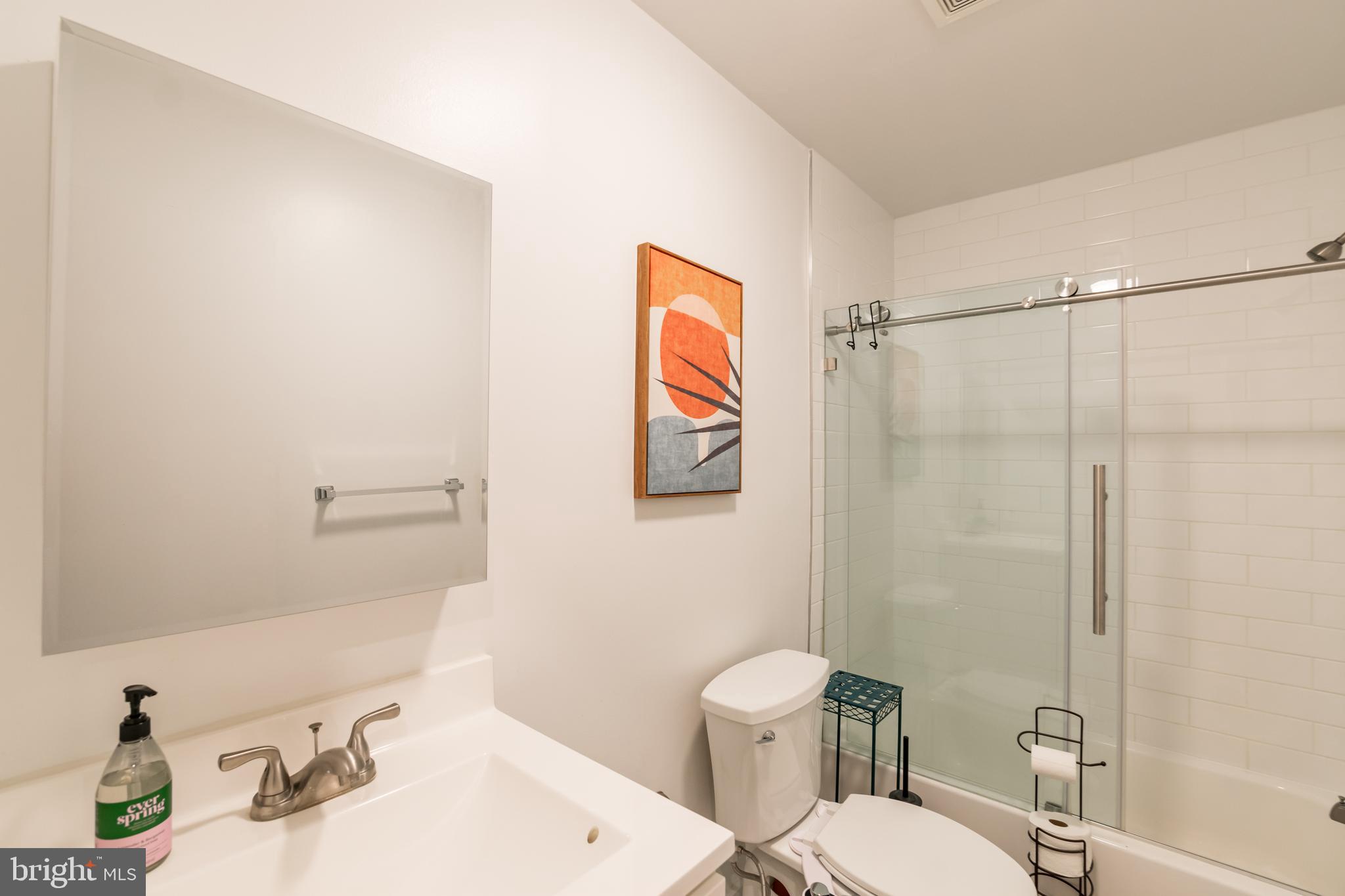 2035 GREEN ST #UNIT B