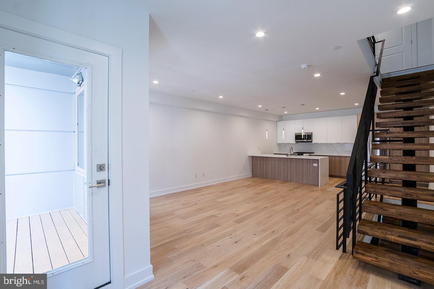 119 GREENWICH ST #UNIT 5