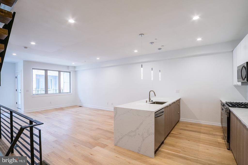 119 GREENWICH ST #UNIT 5