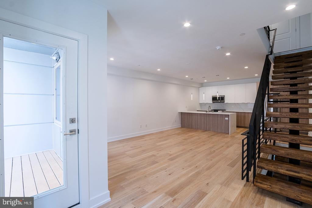 119 GREENWICH ST #UNIT 5