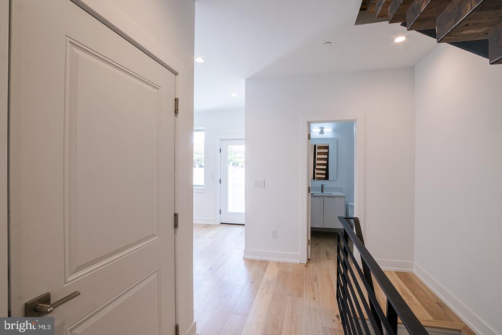 119 GREENWICH ST #UNIT 5