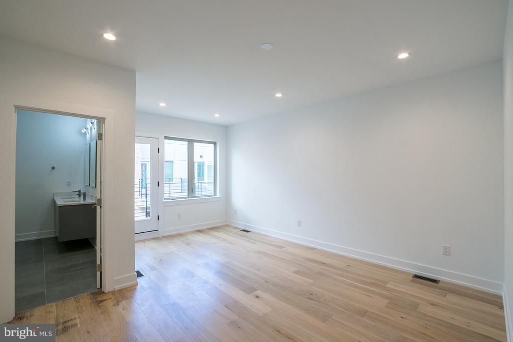 119 GREENWICH ST #UNIT 5
