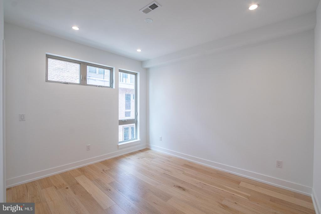 119 GREENWICH ST #UNIT 5