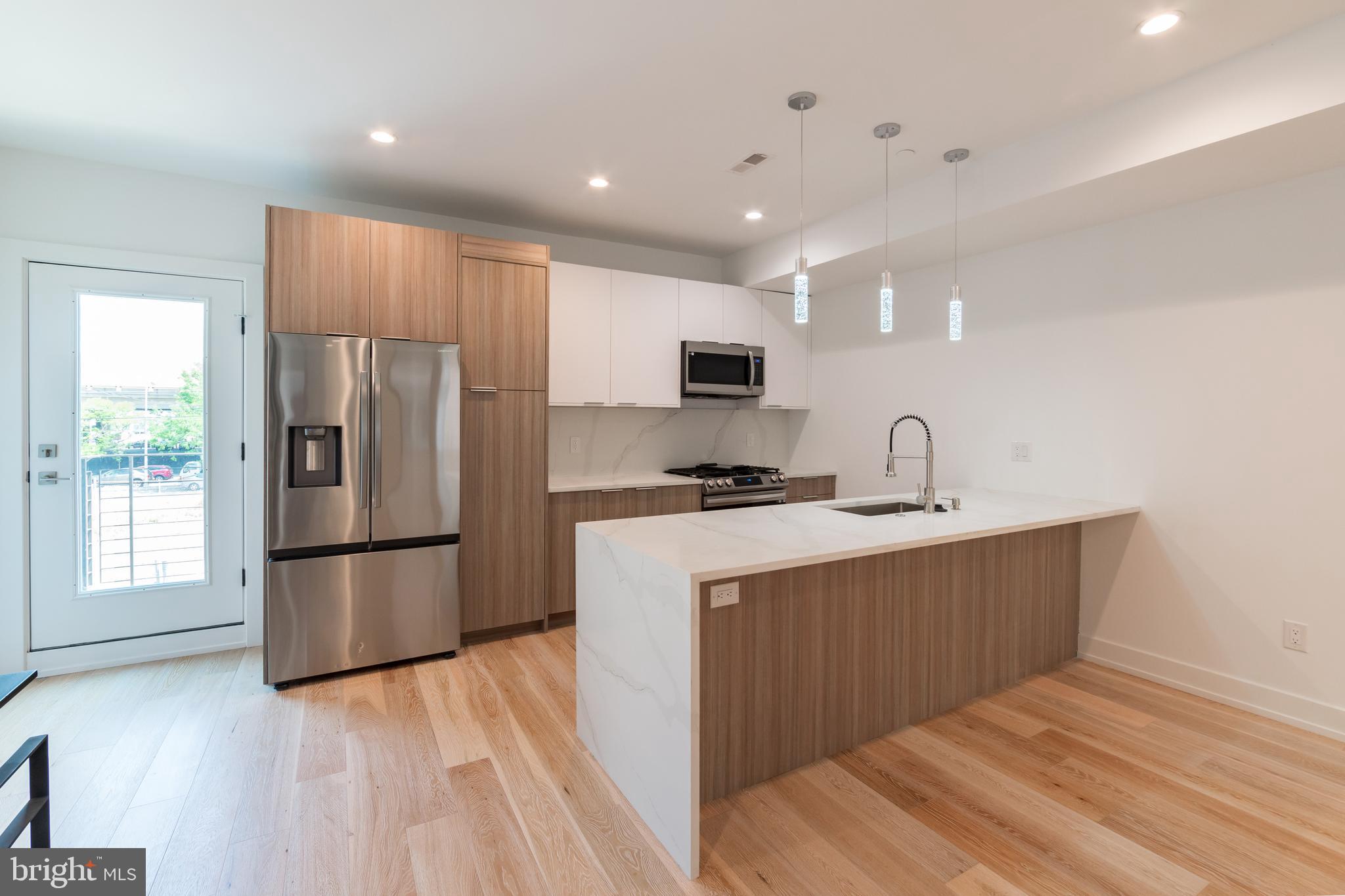 119 GREENWICH ST #UNIT 6