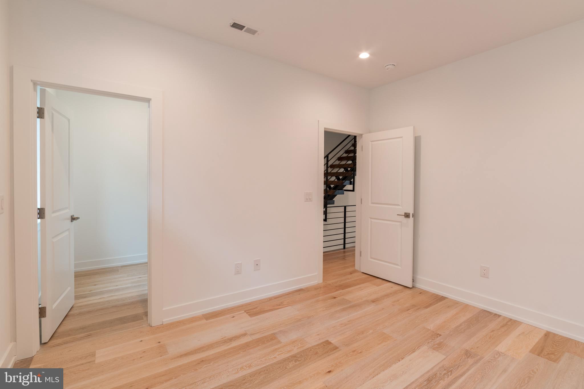 119 GREENWICH ST #UNIT 6