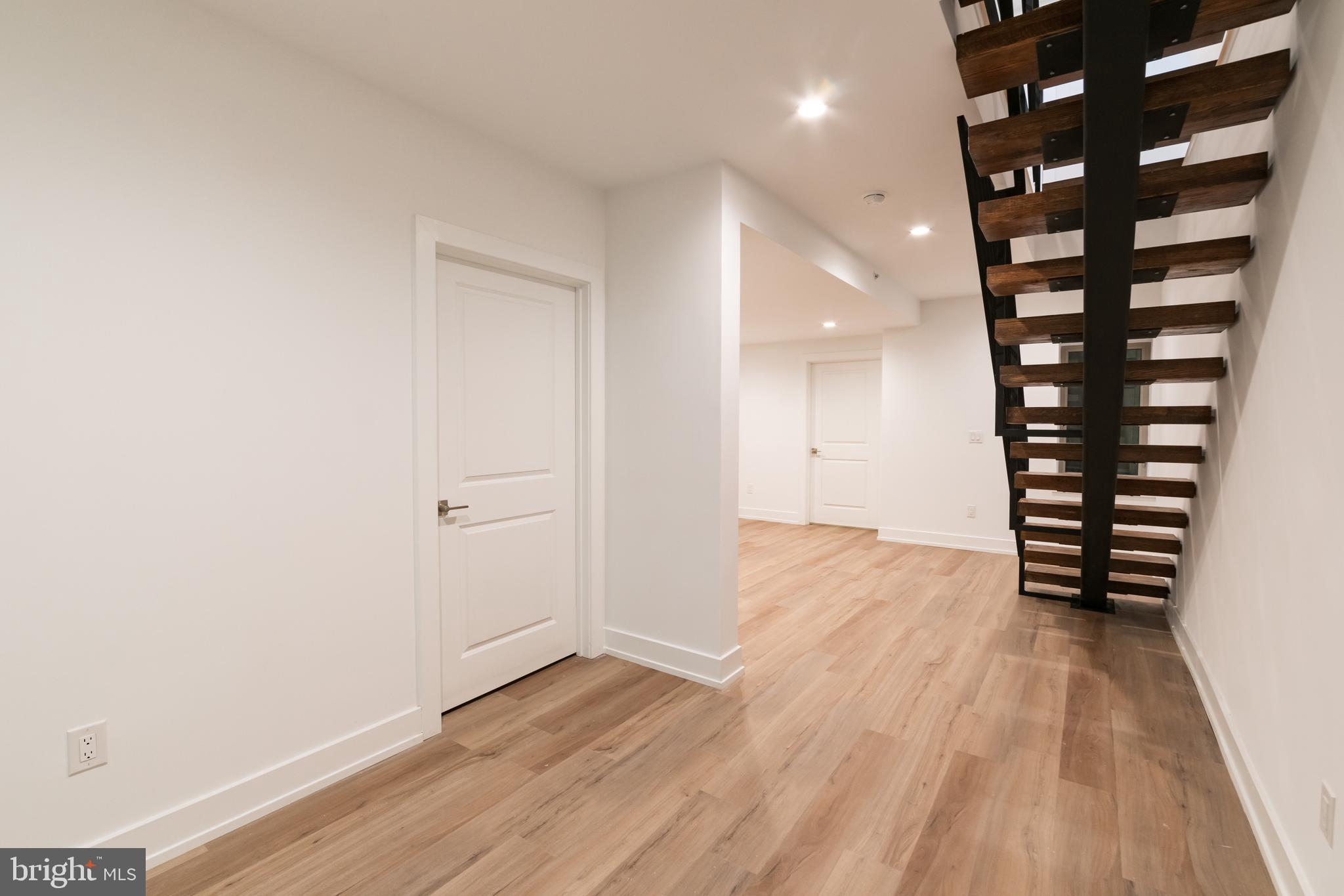 119 GREENWICH ST #UNIT 6