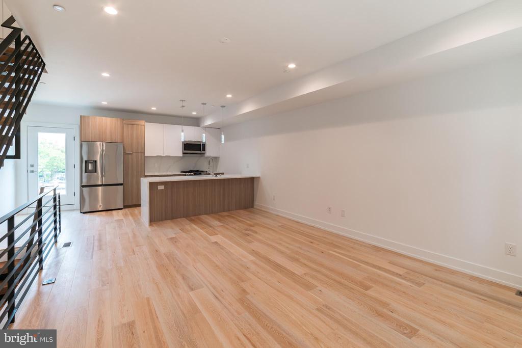 119 GREENWICH ST #UNIT 6