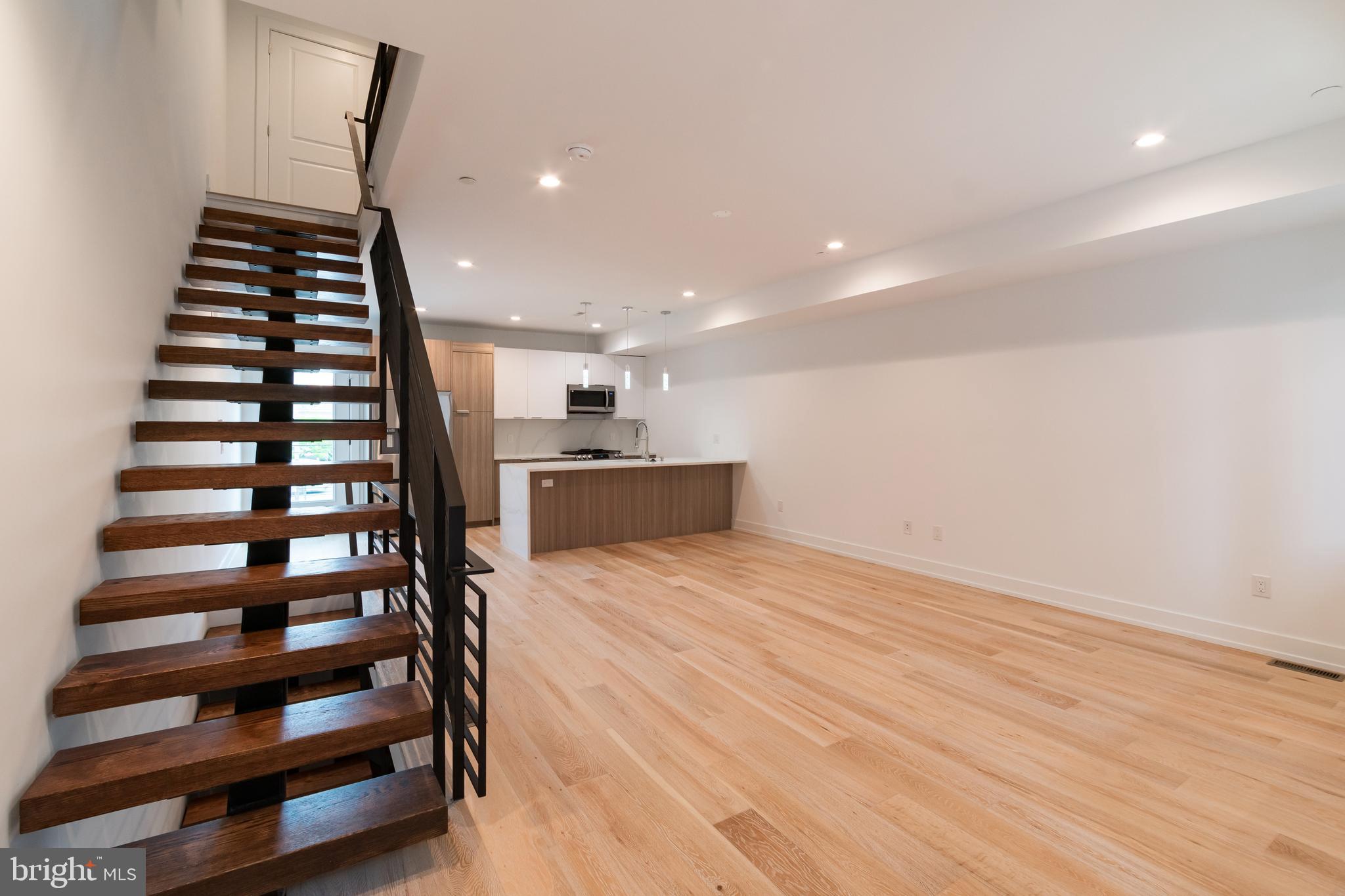 119 GREENWICH ST #UNIT 6