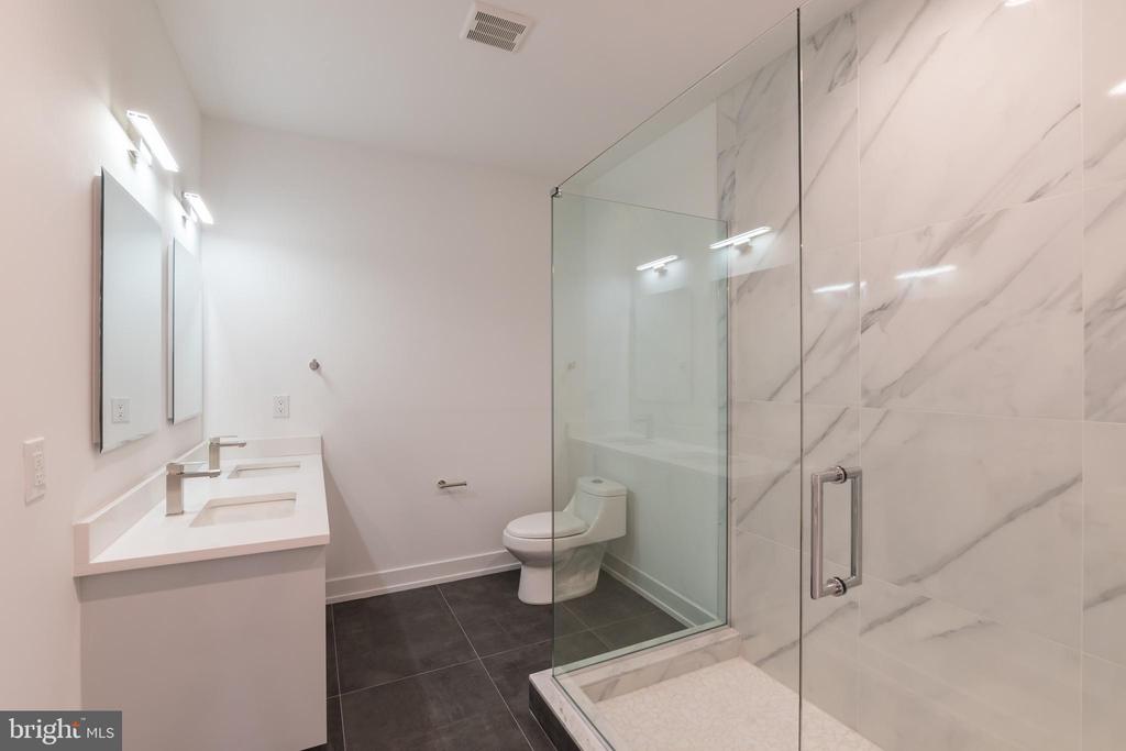 119 GREENWICH ST #UNIT 6