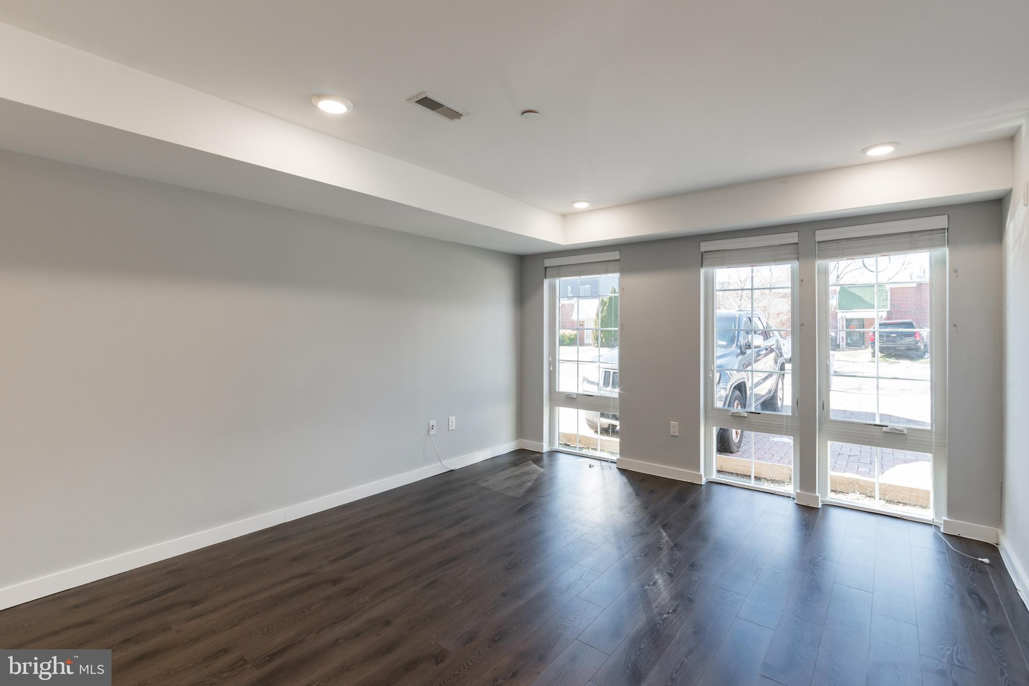 751 N 20TH ST #UNIT 5