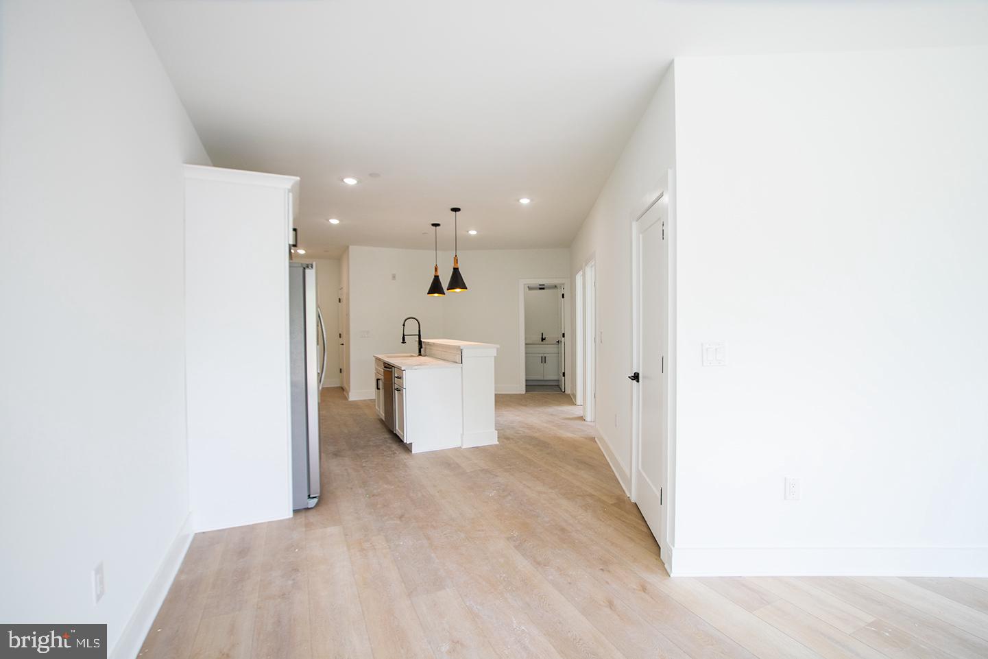 25 W HORTTER ST #UNIT 200