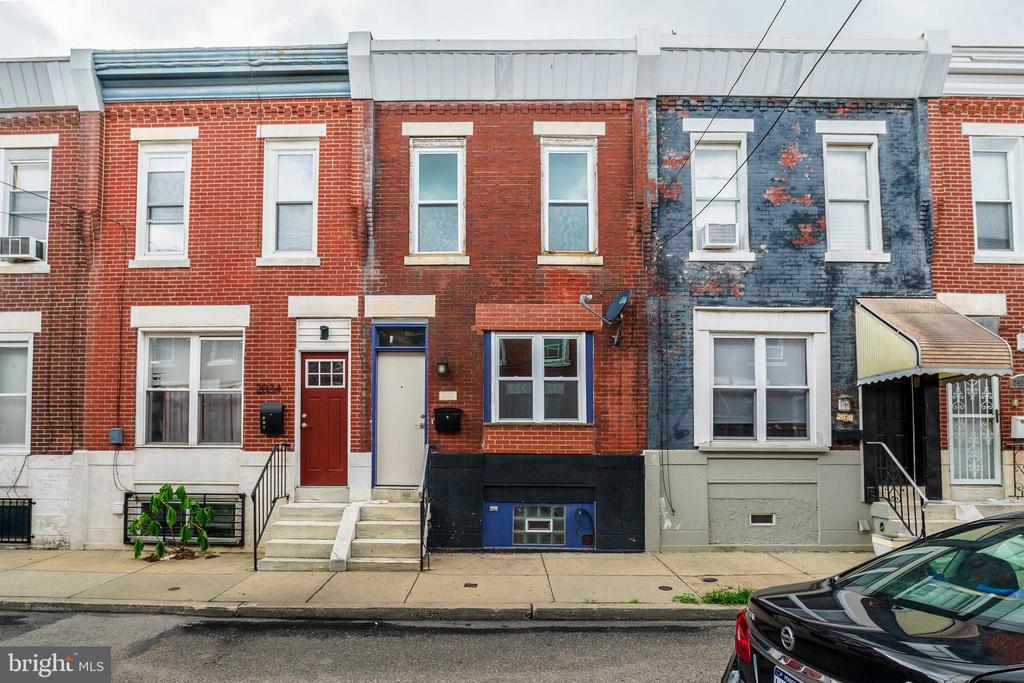 2032 S COLORADO ST