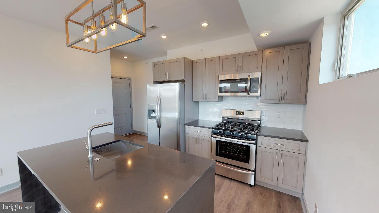 415 W BERKS ST #UNIT 1