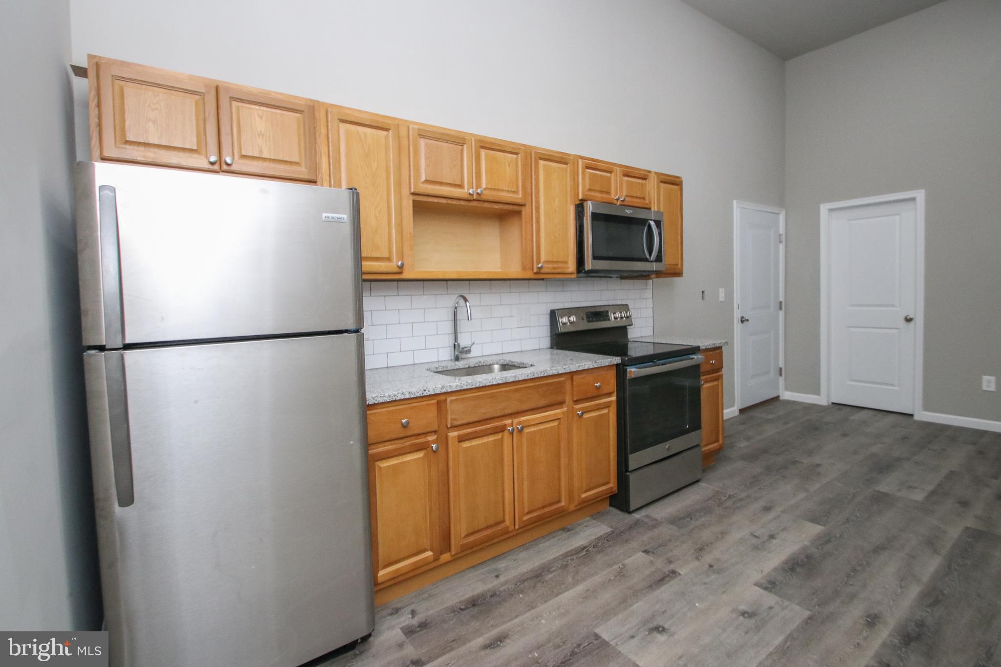 5136 WALNUT ST #UNIT 2