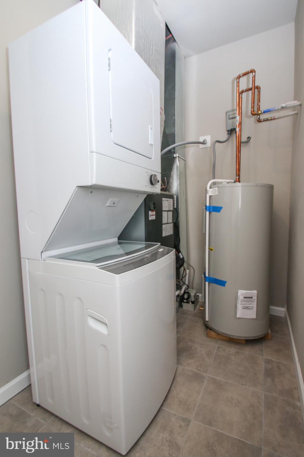 5136 WALNUT ST #UNIT 2