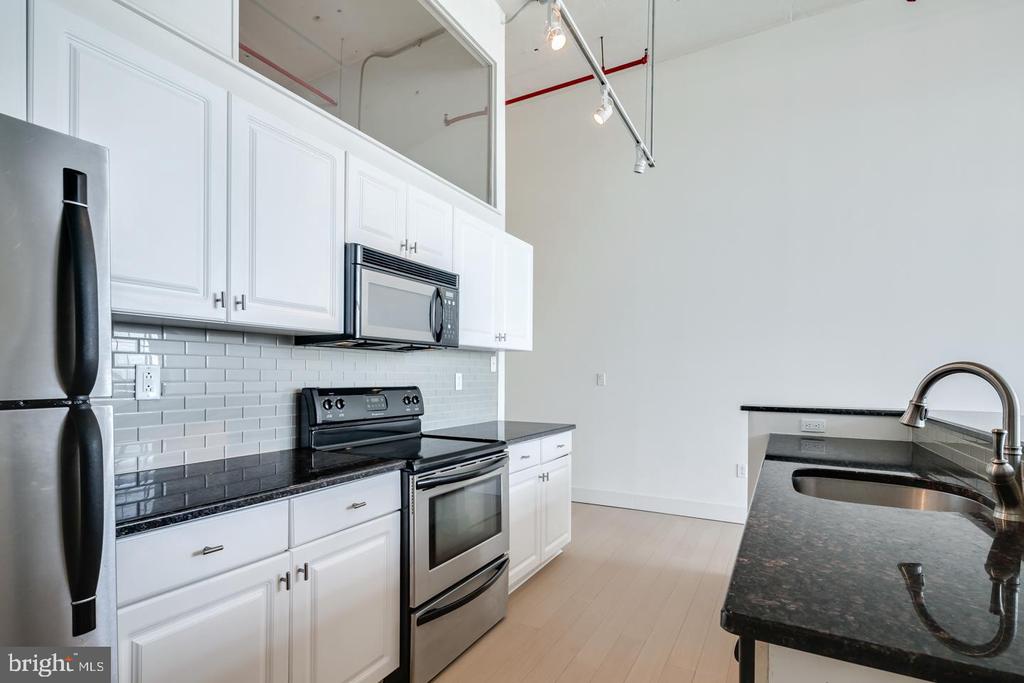 720 N 5TH ST #UNIT 303