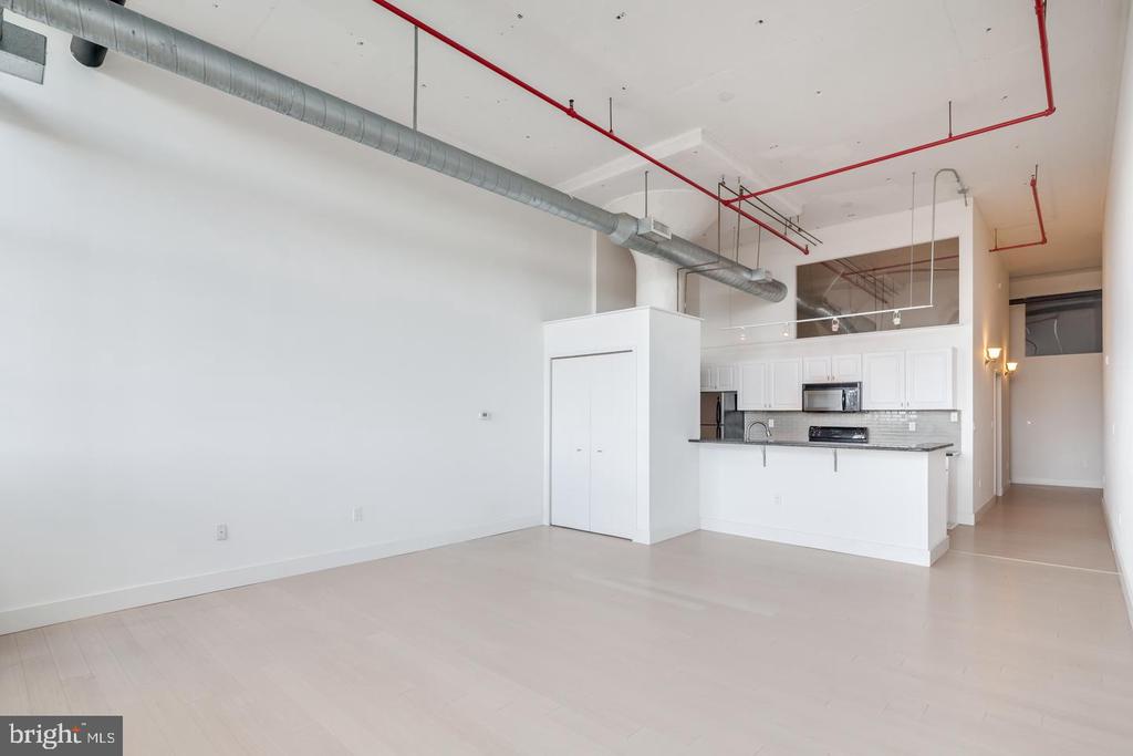 720 N 5TH ST #UNIT 303