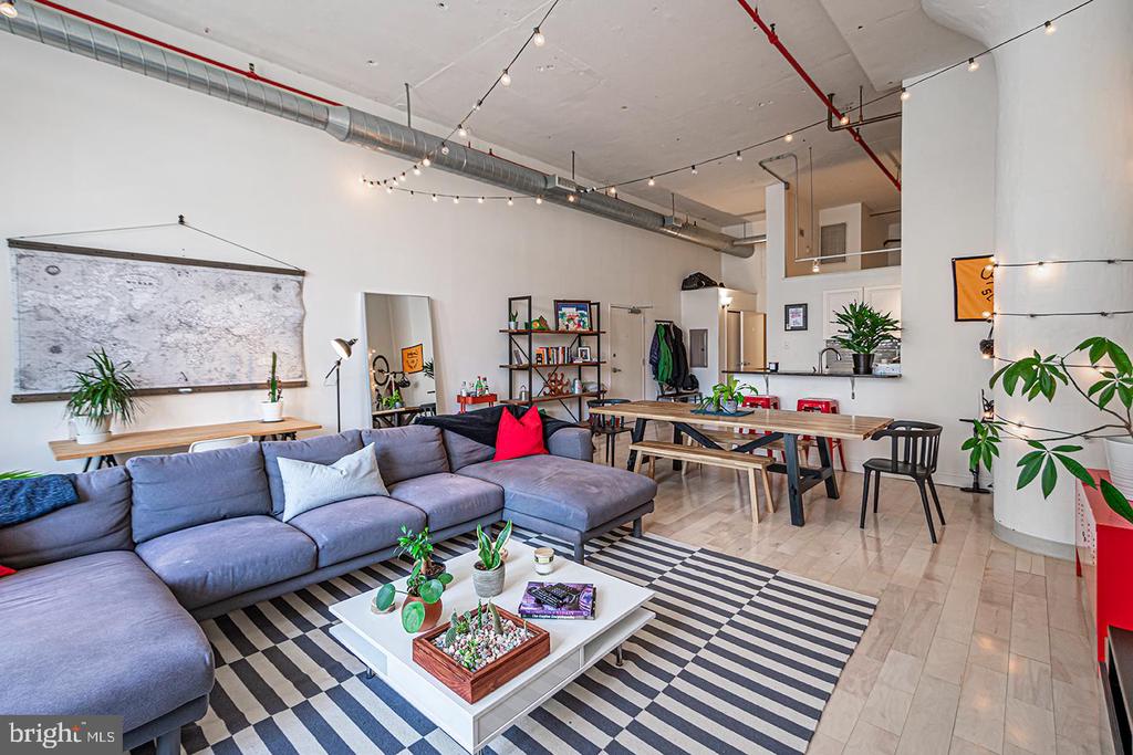 720 N 5TH ST #UNIT 210