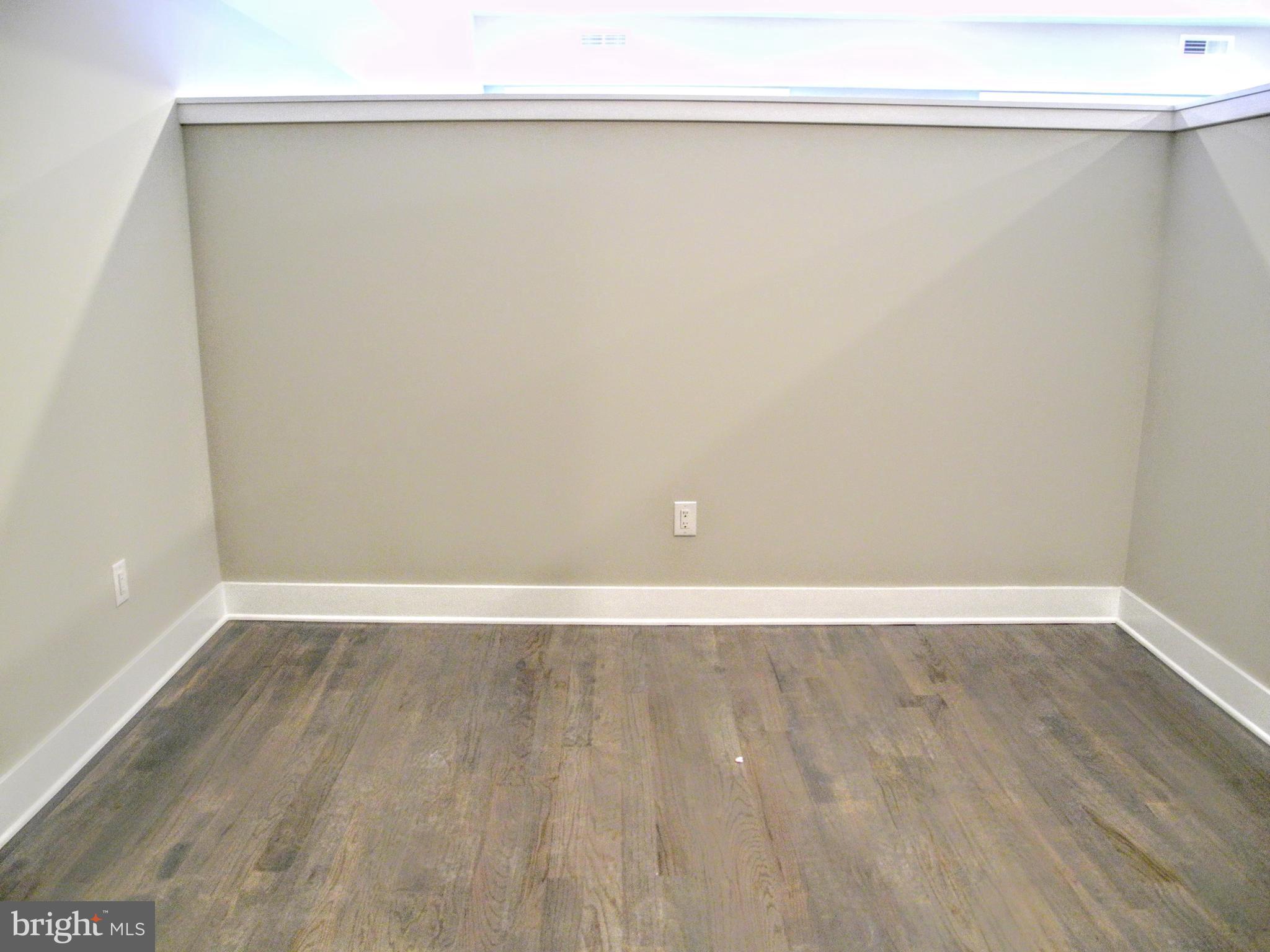 1607 CATHARINE ST #1C