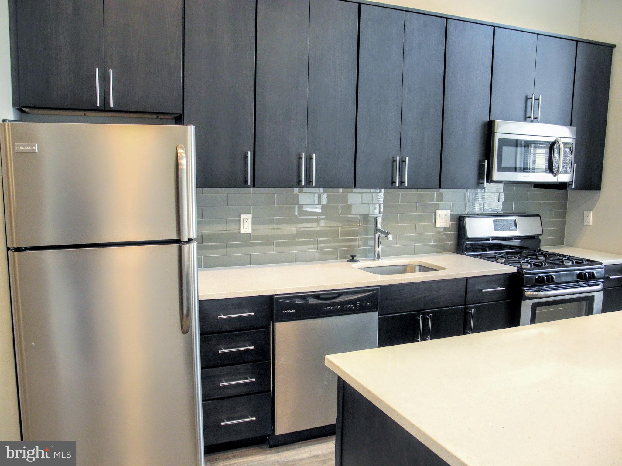 1607 CATHARINE ST #1C