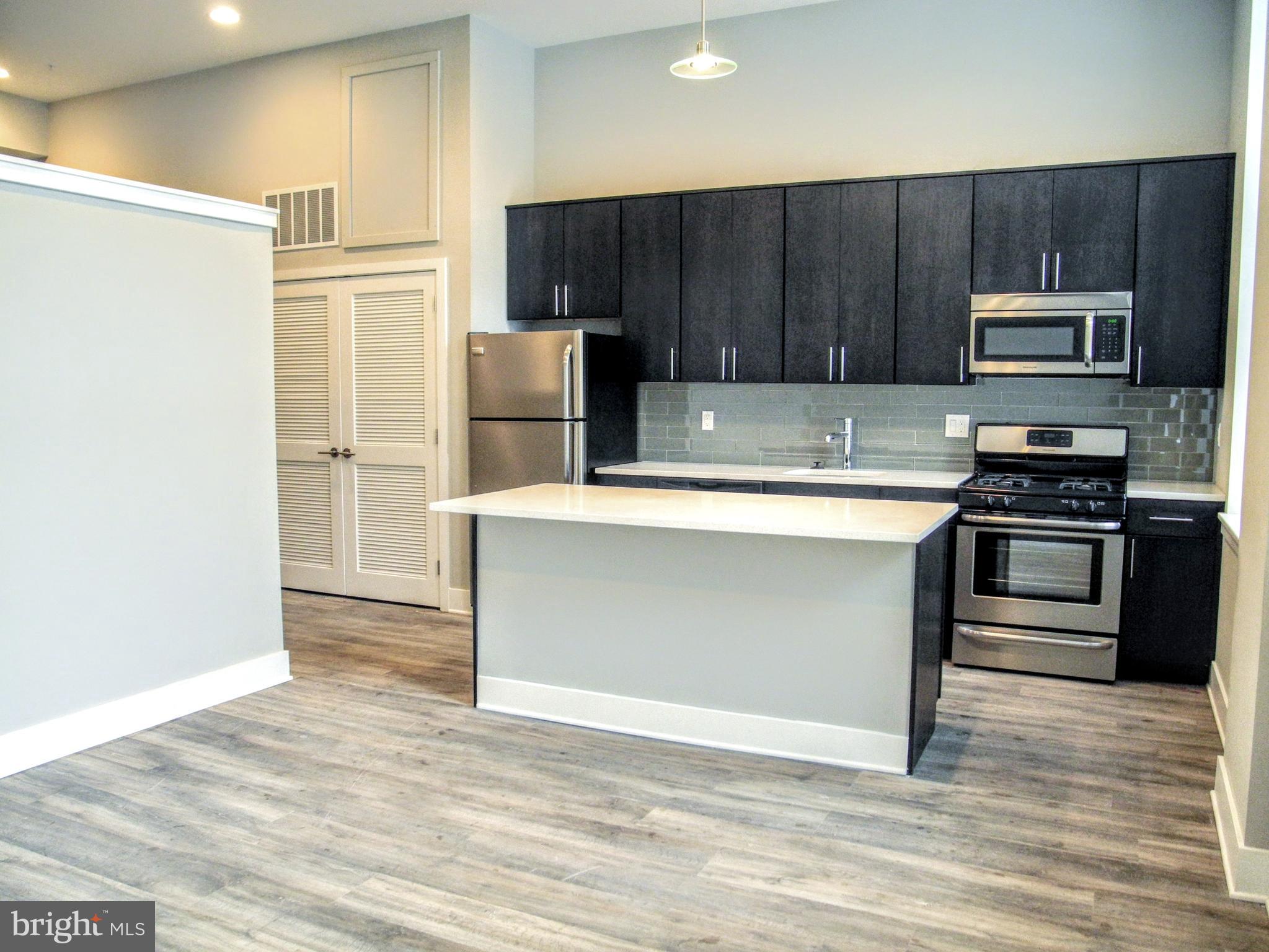 1607 CATHARINE ST #1C