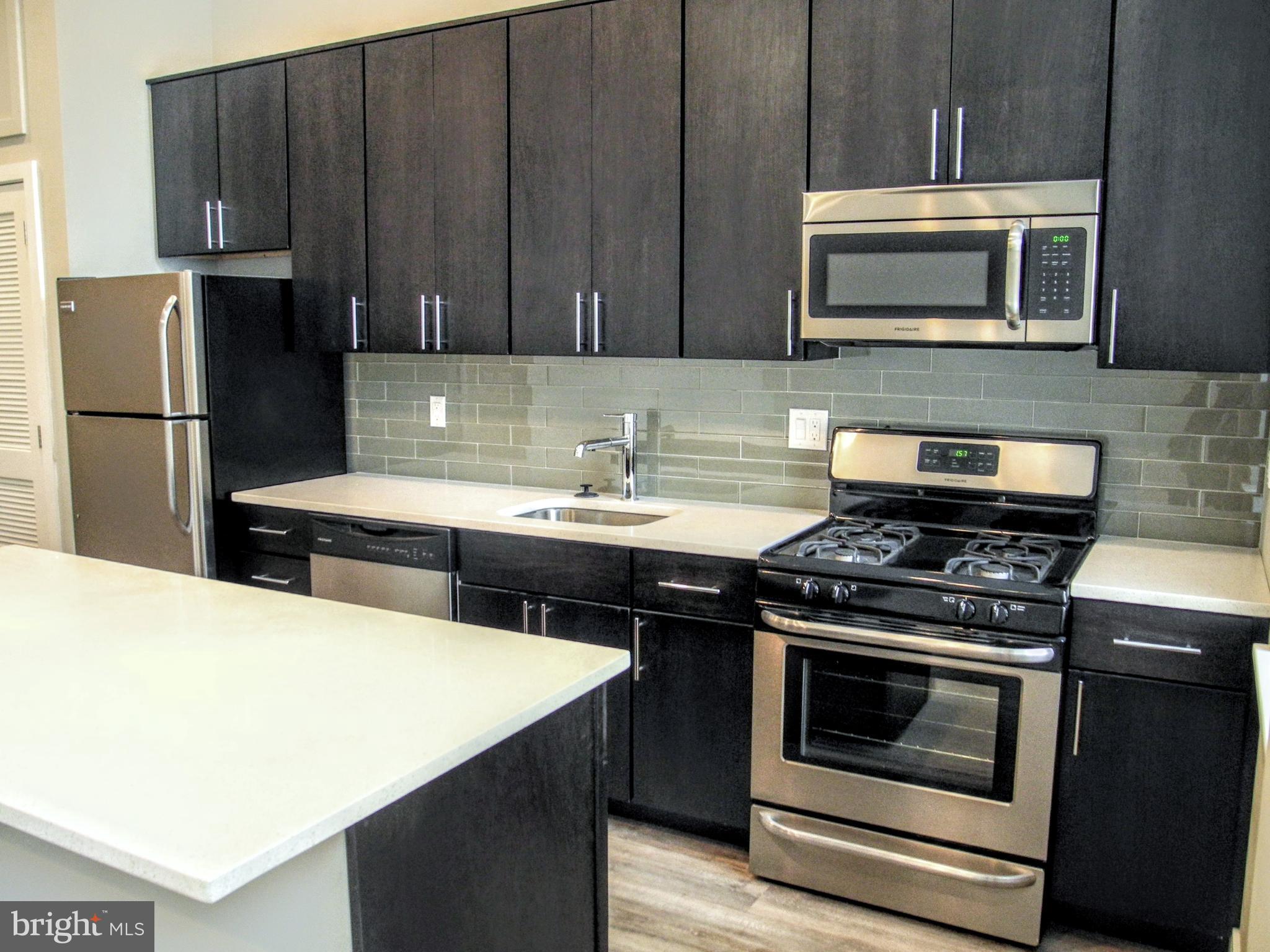 1607 CATHARINE ST #1C