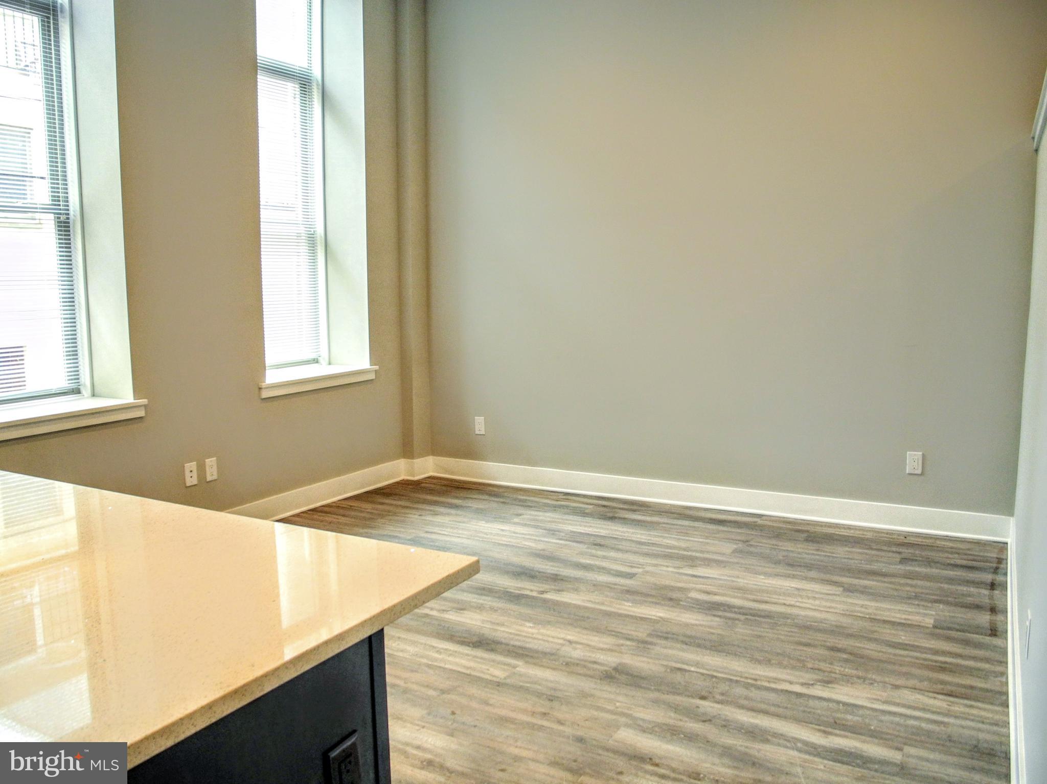 1607 CATHARINE ST #1C