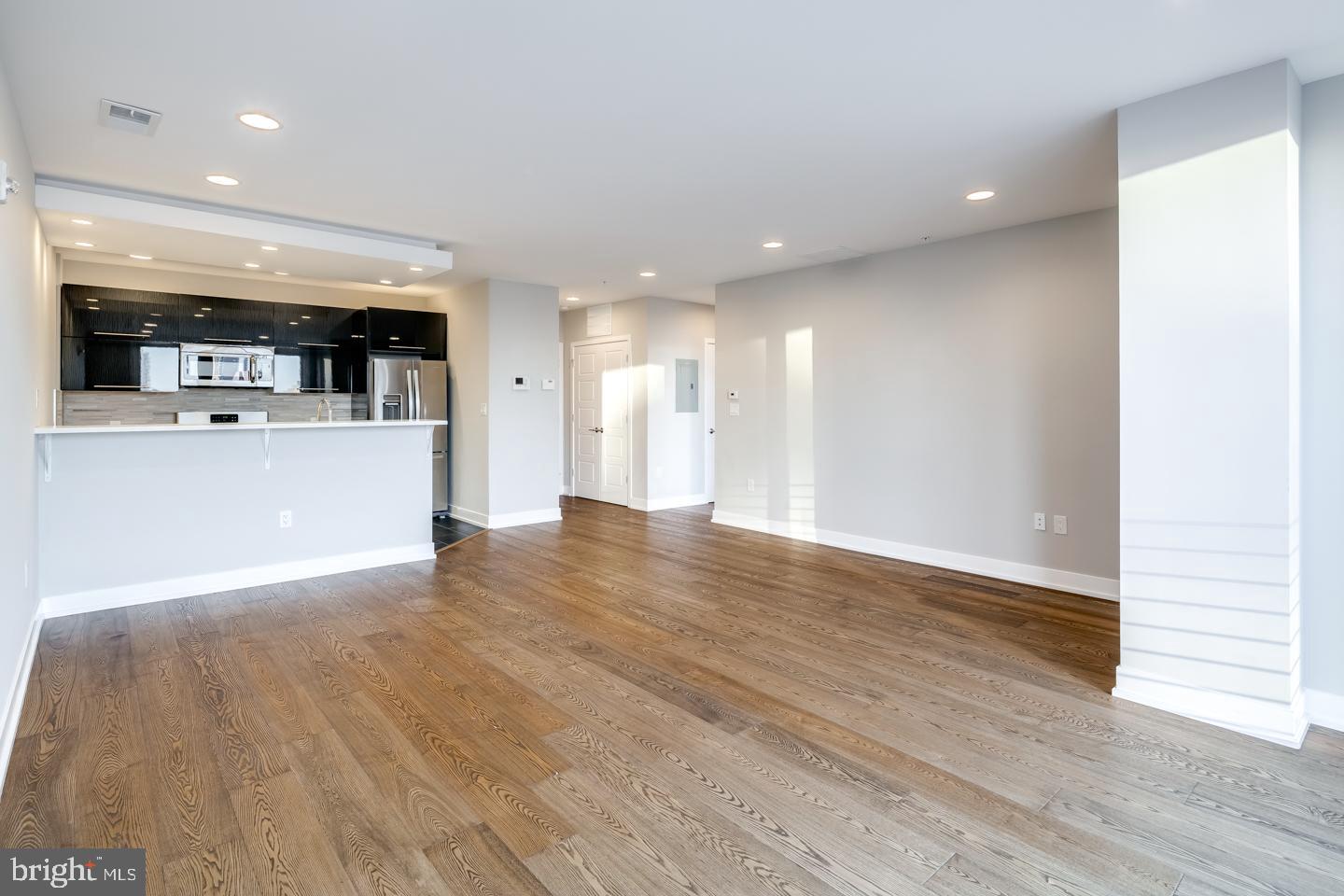 820 N 3RD ST #UNIT 401