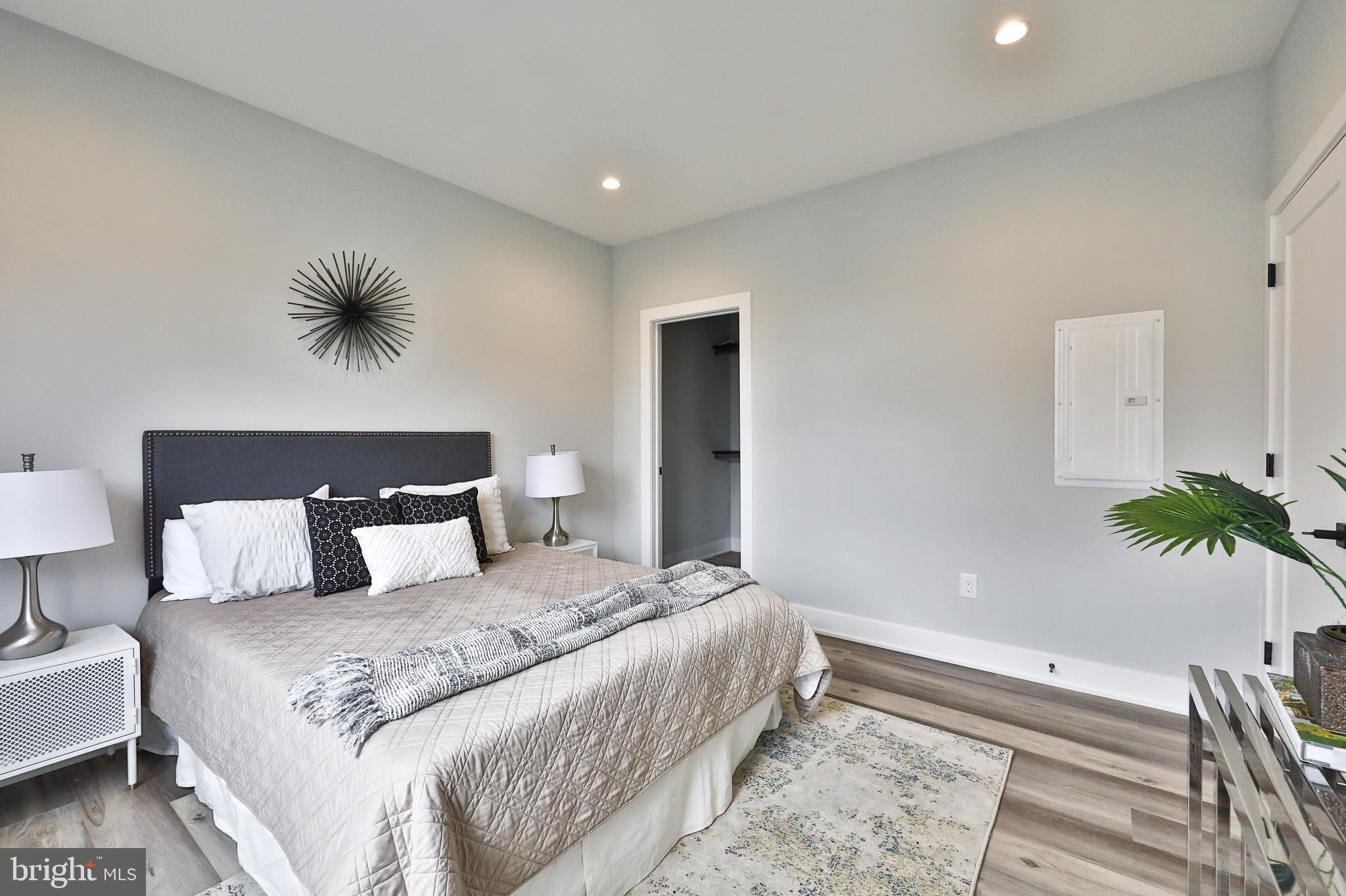 1612 CAMBRIDGE ST #UNIT 302