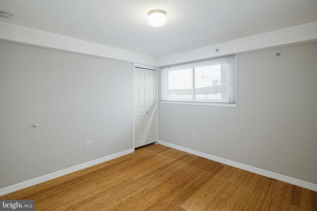 800 N 2ND ST #5