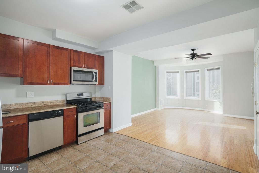 800 N 2ND ST #5