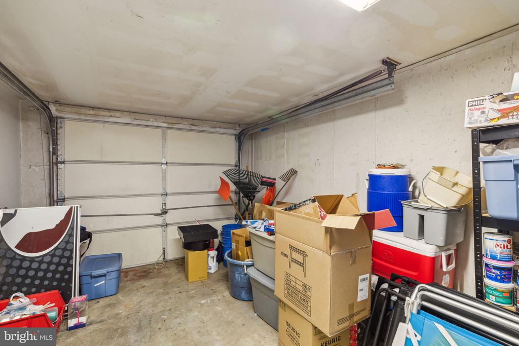 3415 Brookview Rd
