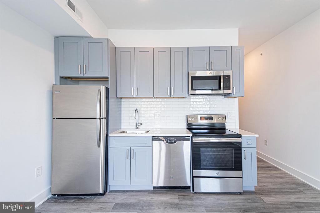 1524 SOUTH ST #UNIT 404