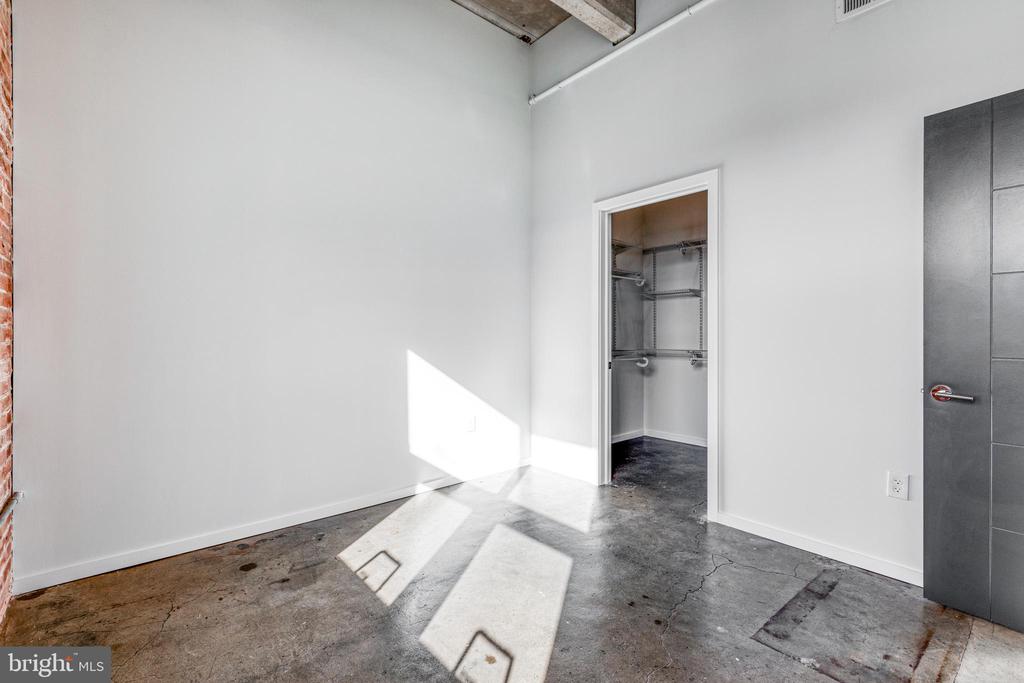 4800 BROWN ST #UNIT 307