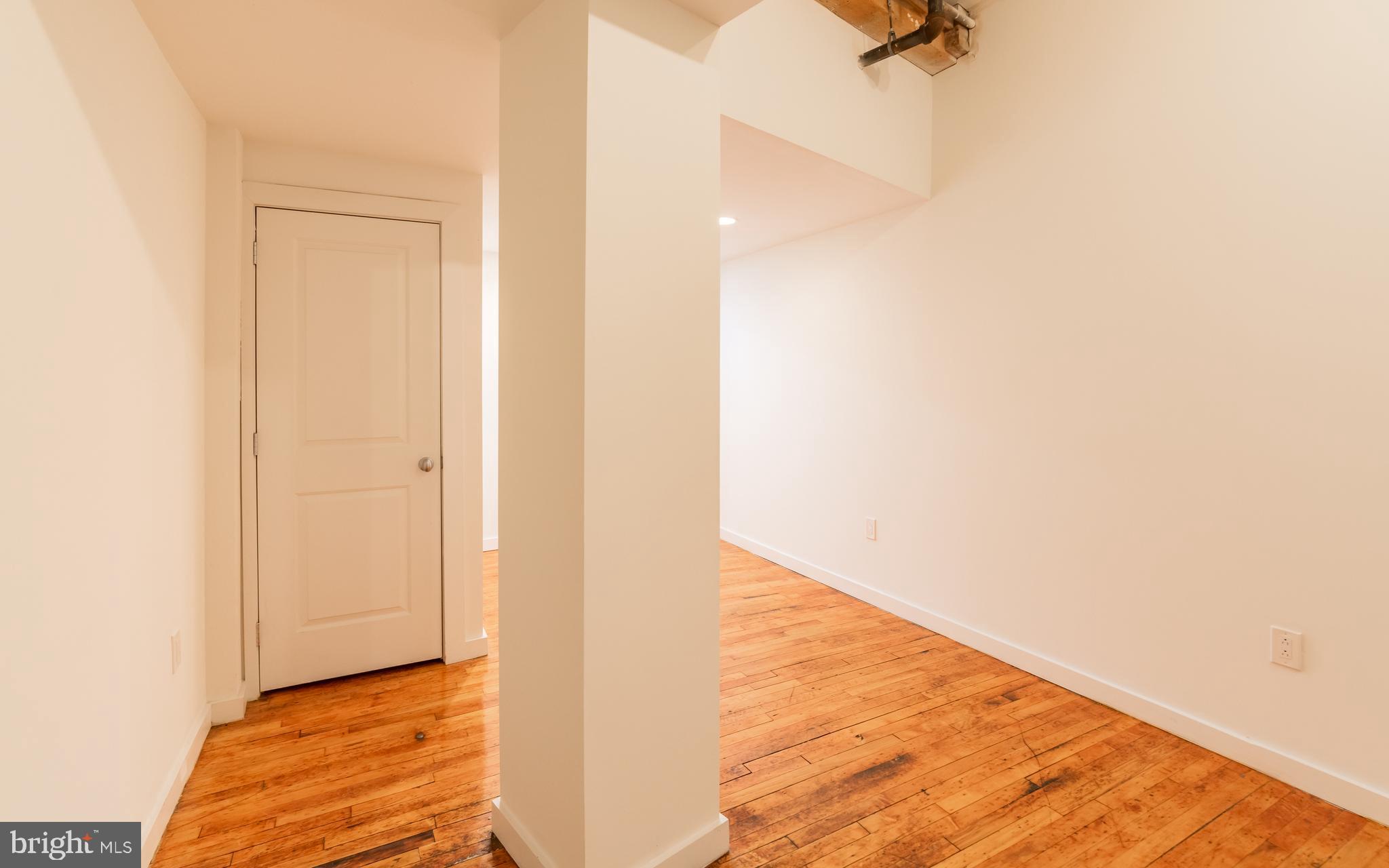 4 LEVERINGTON AVE #UNIT 204