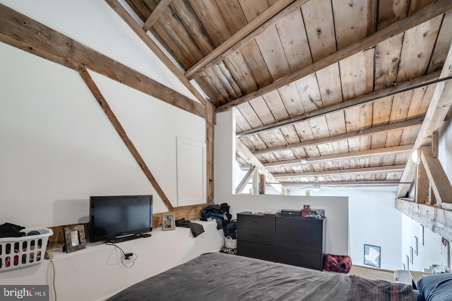 4 LEVERINGTON AVE #UNIT 308