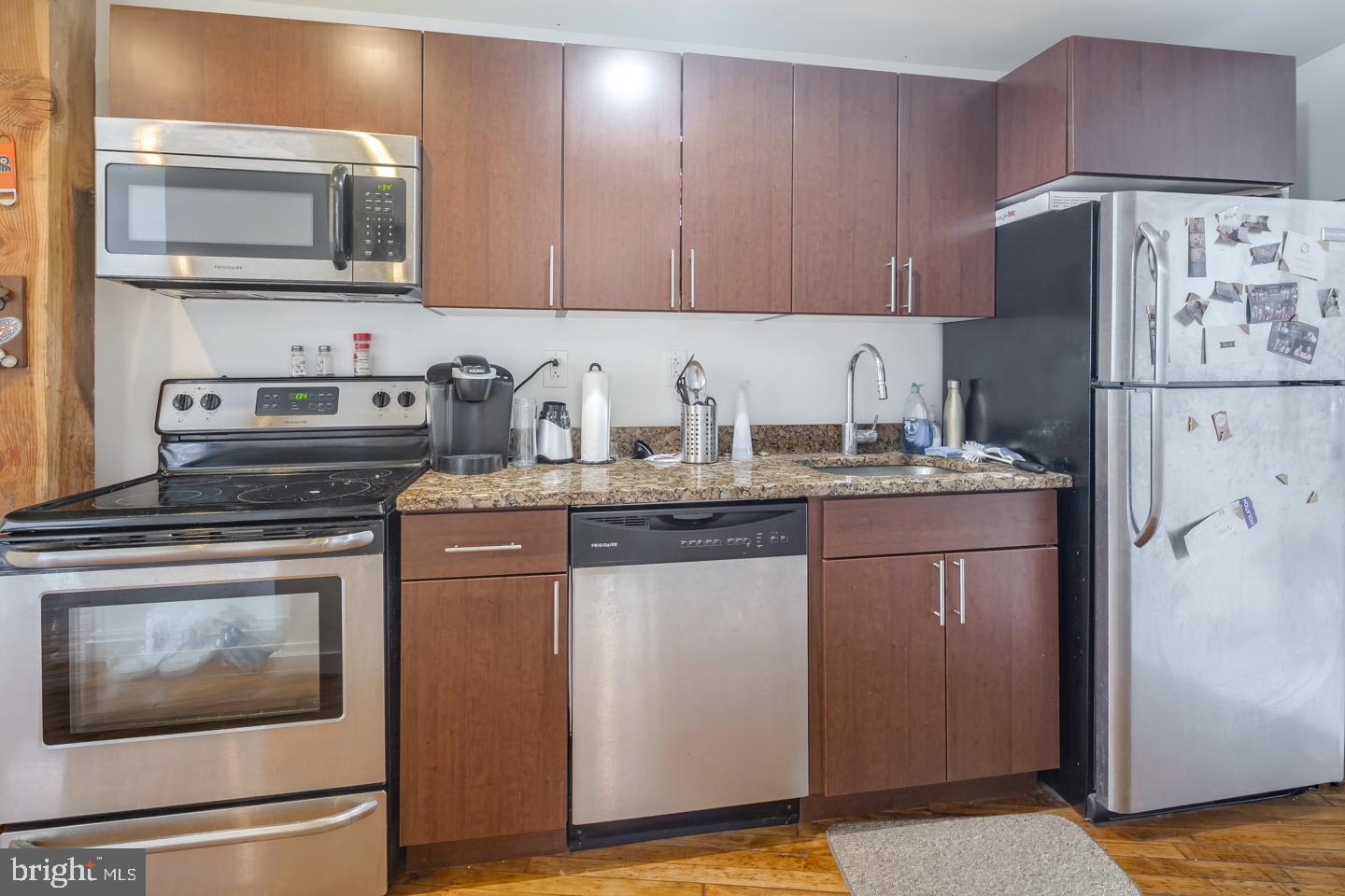 4 LEVERINGTON AVE #UNIT 308