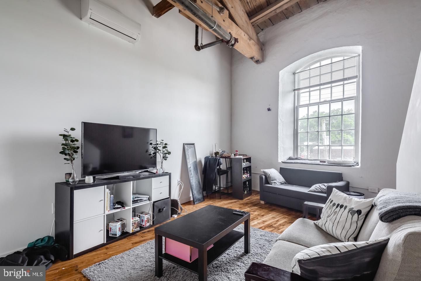 4 LEVERINGTON AVE #UNIT 308