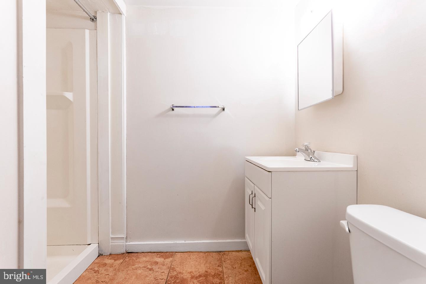 3512 LANCASTER AVE #UNIT 1W