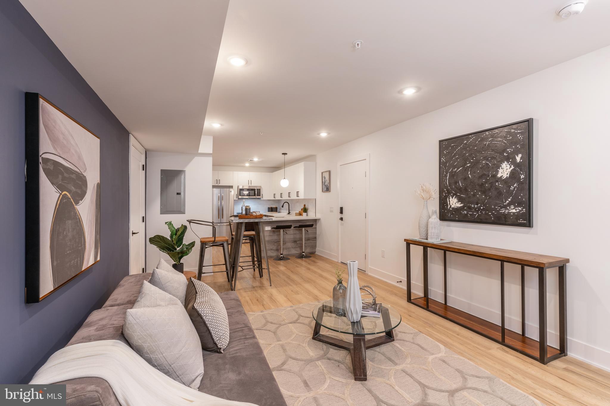 629 W GIRARD AVE #UNIT 403