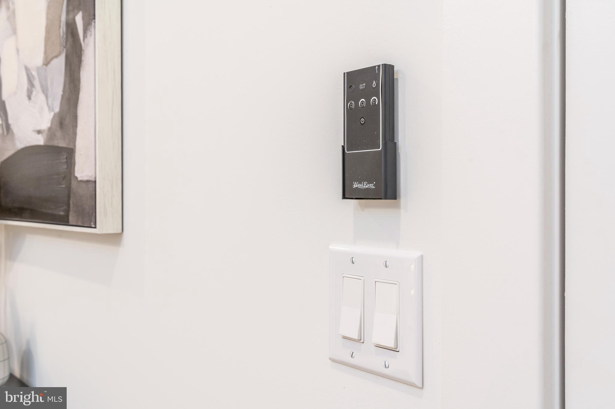 629 W GIRARD AVE #UNIT 403