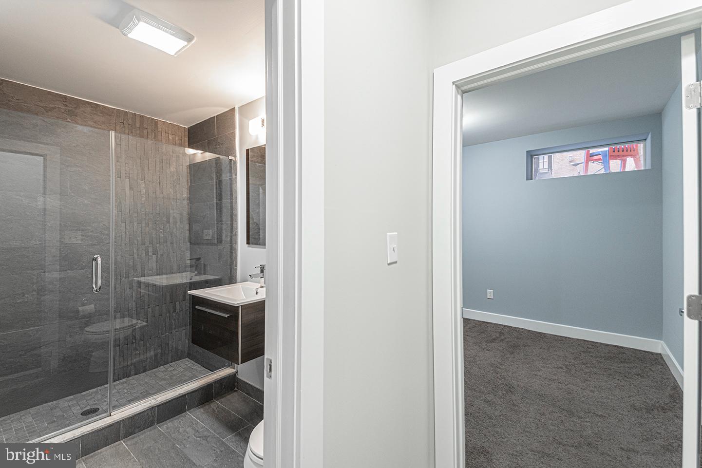 2012 W GIRARD AVE #UNIT 14A