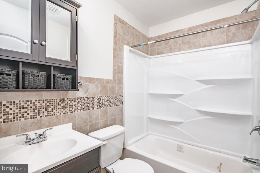 319 N PRESTON ST #1R