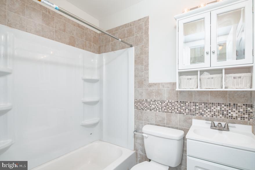 319 N PRESTON ST #1R