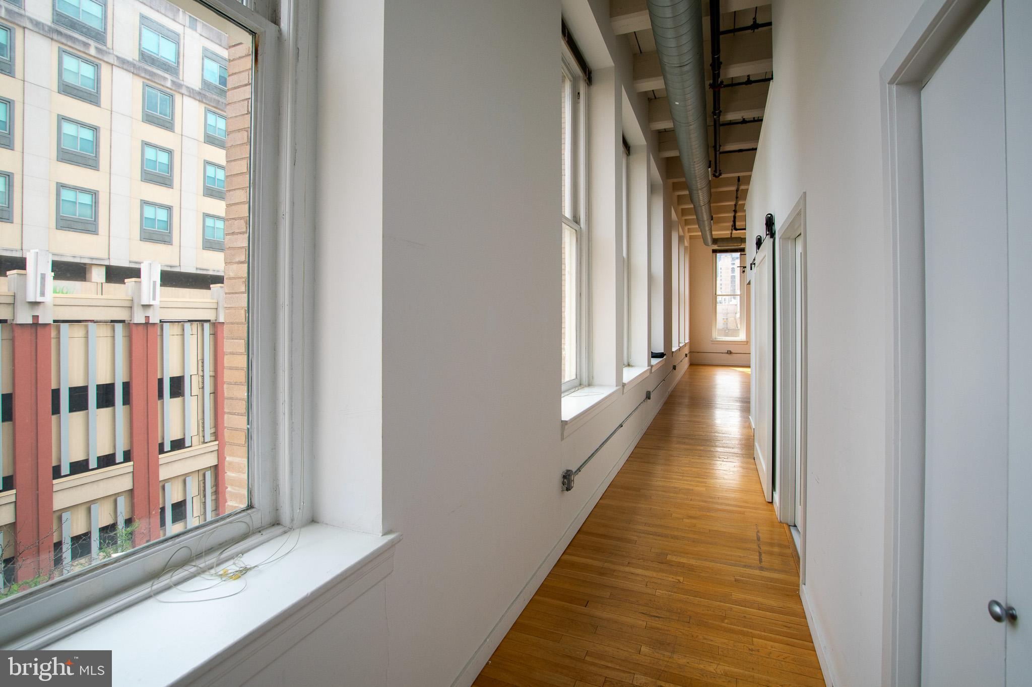 1027 ARCH ST #UNIT 401