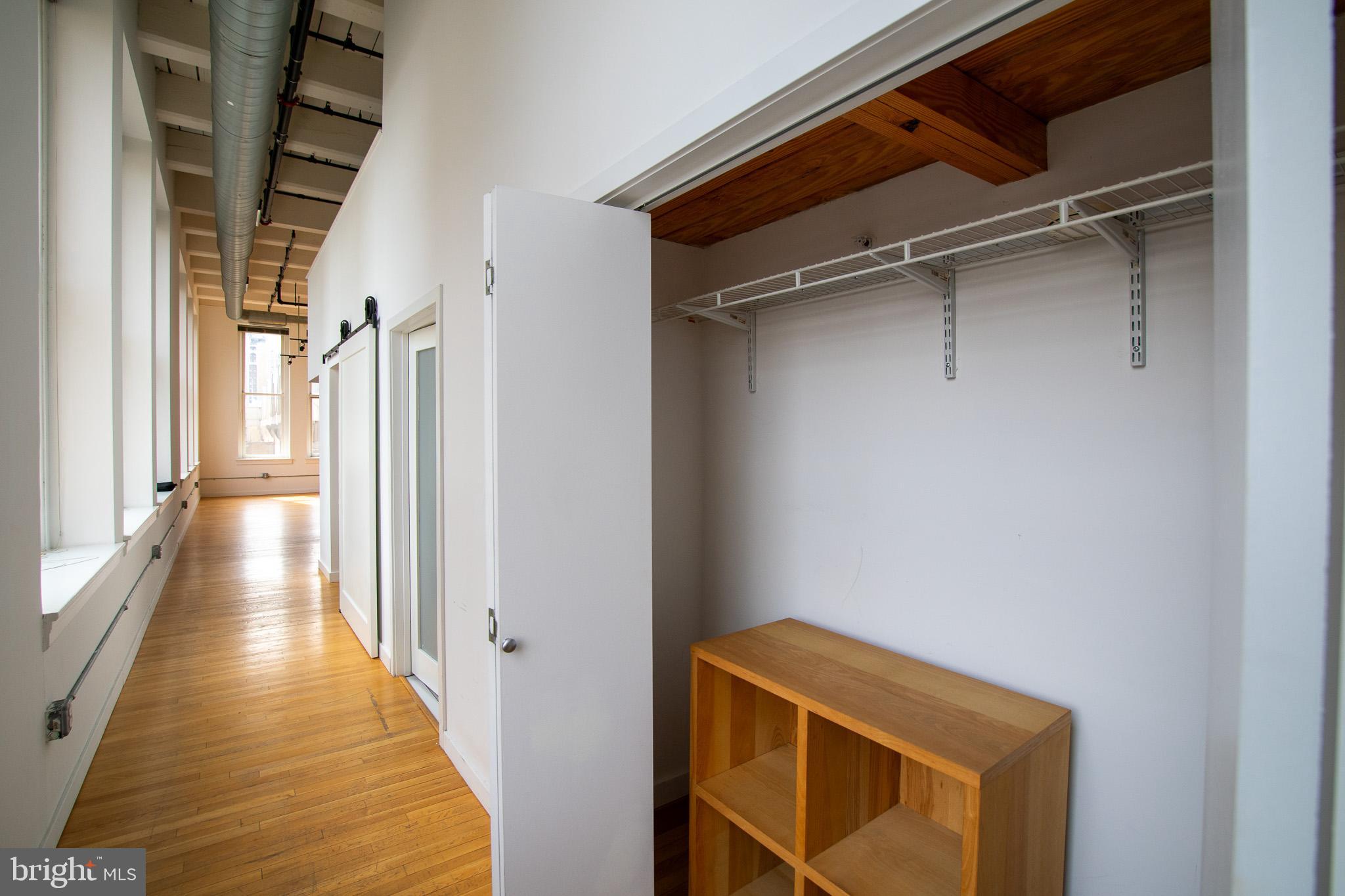 1027 ARCH ST #UNIT 401